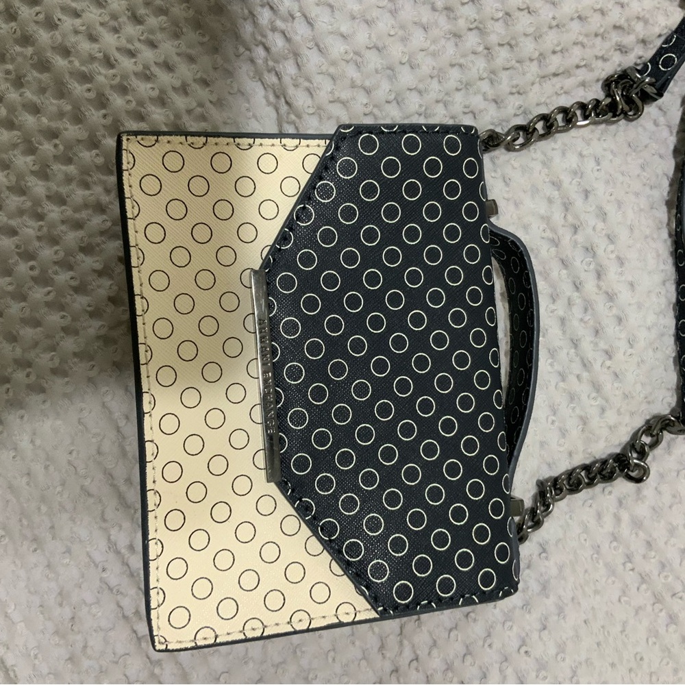 Armani exchange Stylish Black and Cream Handbag